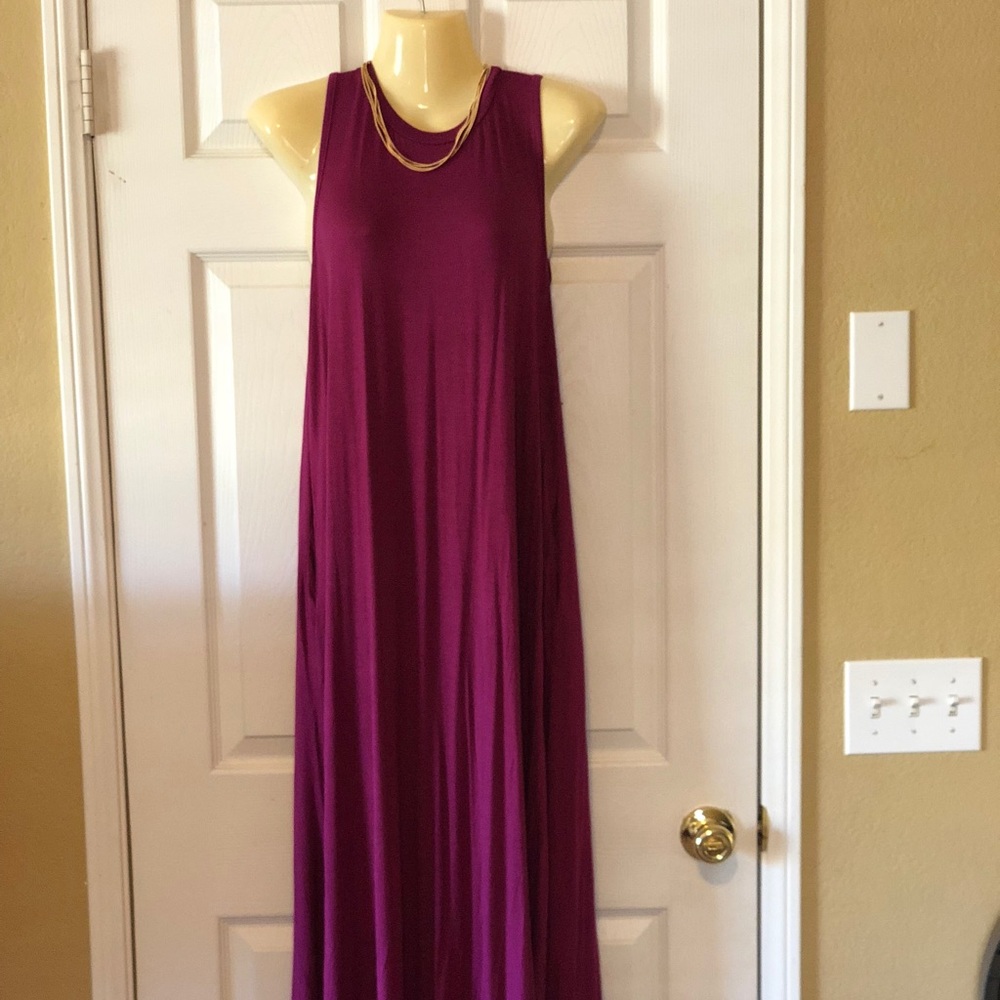 🌸Magenta Maxi Dress🌸 - Picture 3 of 3